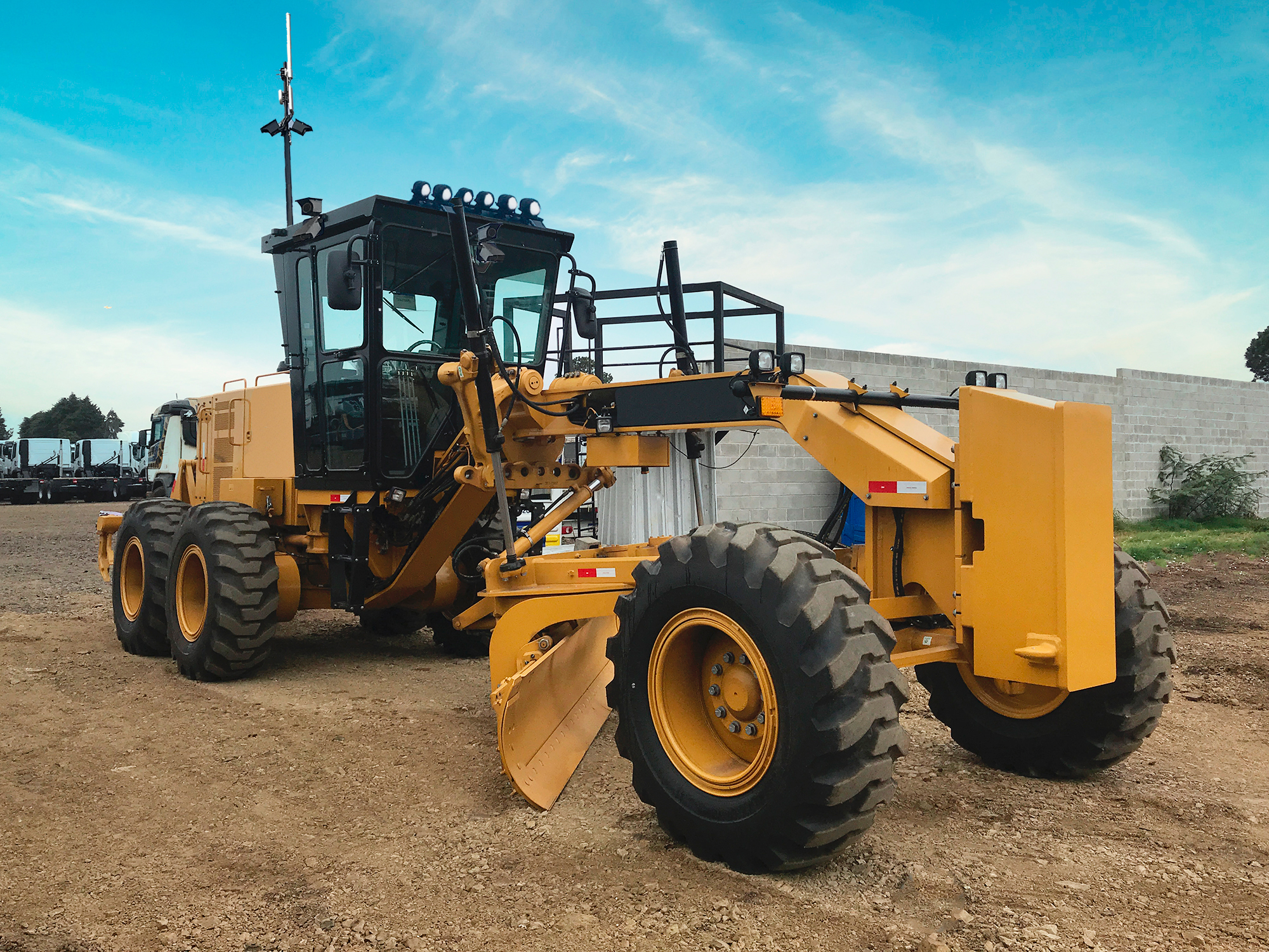 Motoniveladora%20antenas